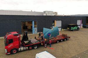 Spitfire replica - vleugels op transport